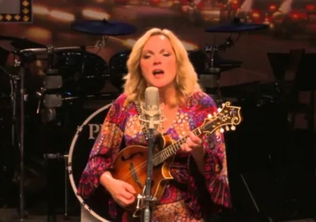 Rhonda Vincent – You Can’t Take It With You When You Go