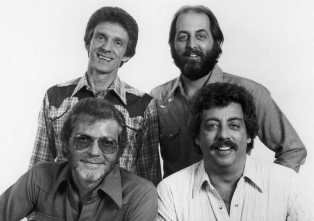 The Statler Brothers - THANK YOU WORLD - EntertainmentNews - Tung